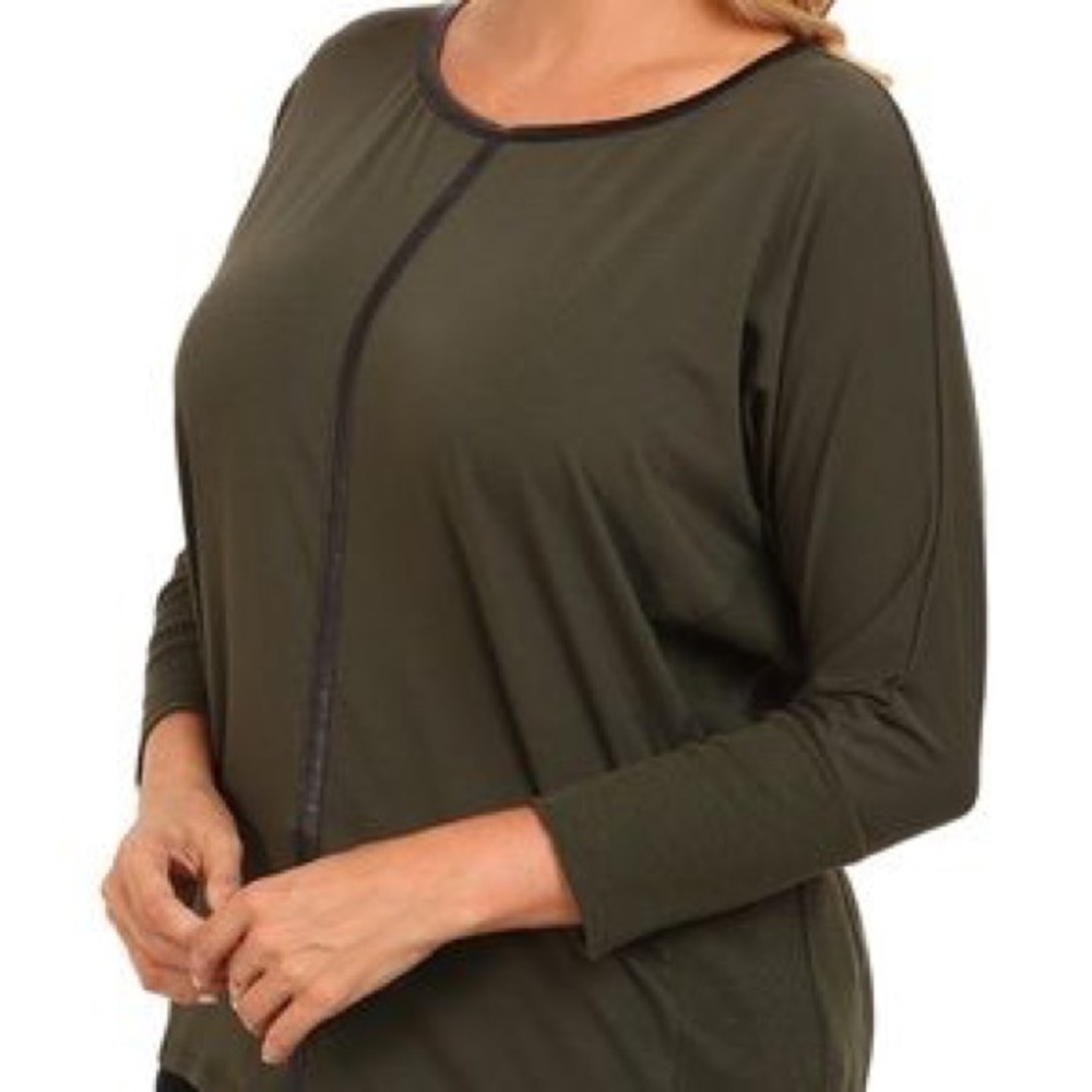 Two by Vince Camuto dolman faux leather trim top
